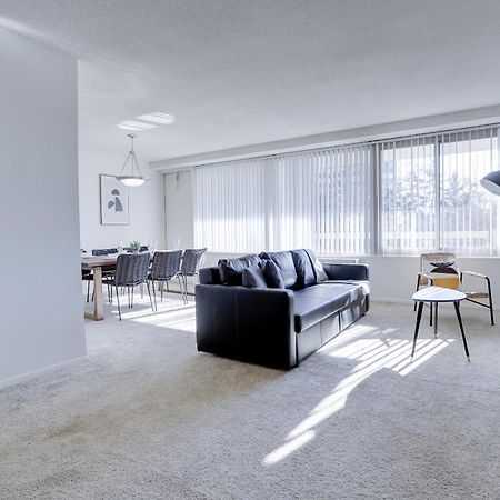 Spacious 2 Bedrooms Apt @Crystal City With Gym Άρλινγκτον Εξωτερικό φωτογραφία
