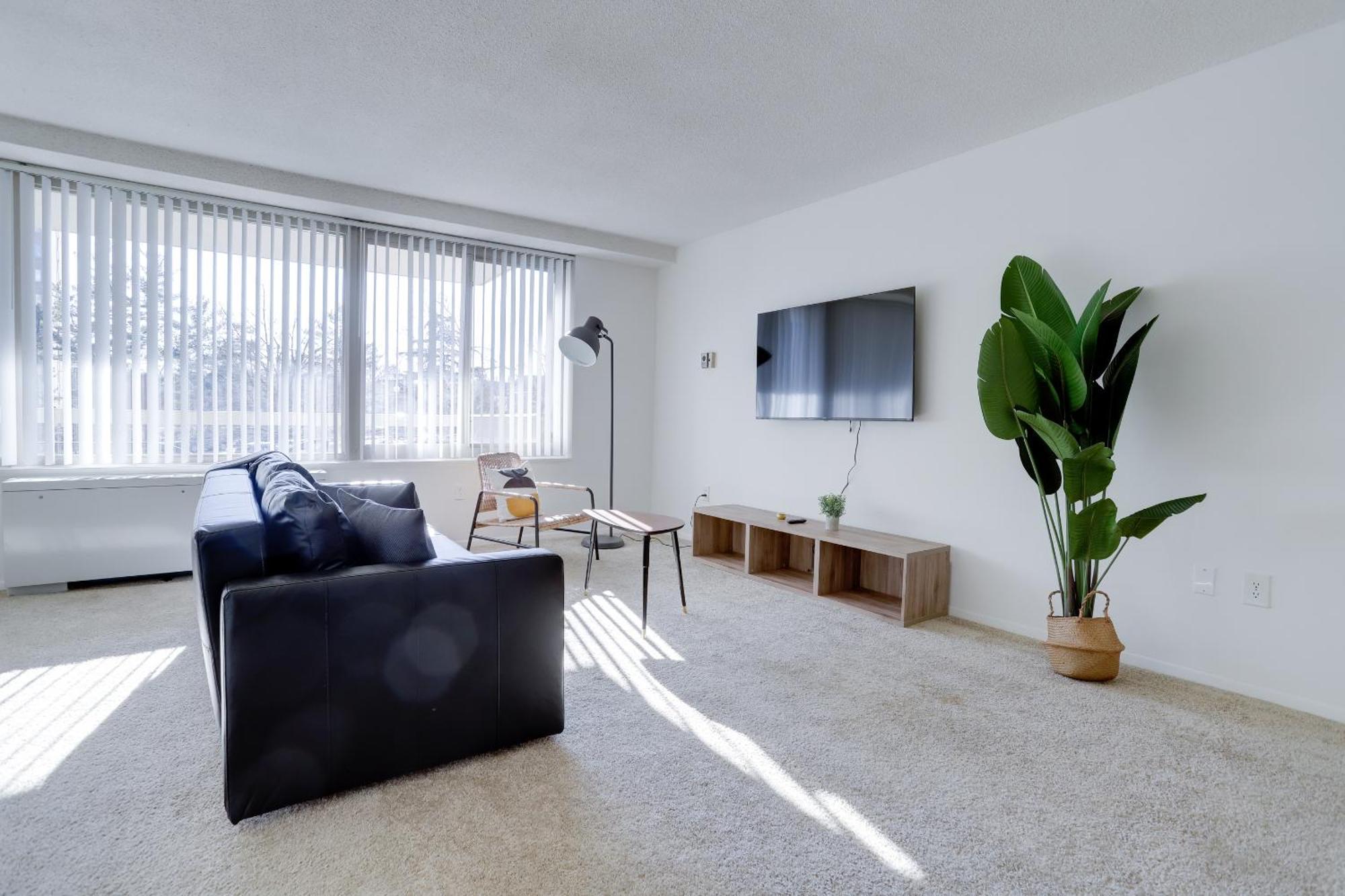 Spacious 2 Bedrooms Apt @Crystal City With Gym Άρλινγκτον Εξωτερικό φωτογραφία
