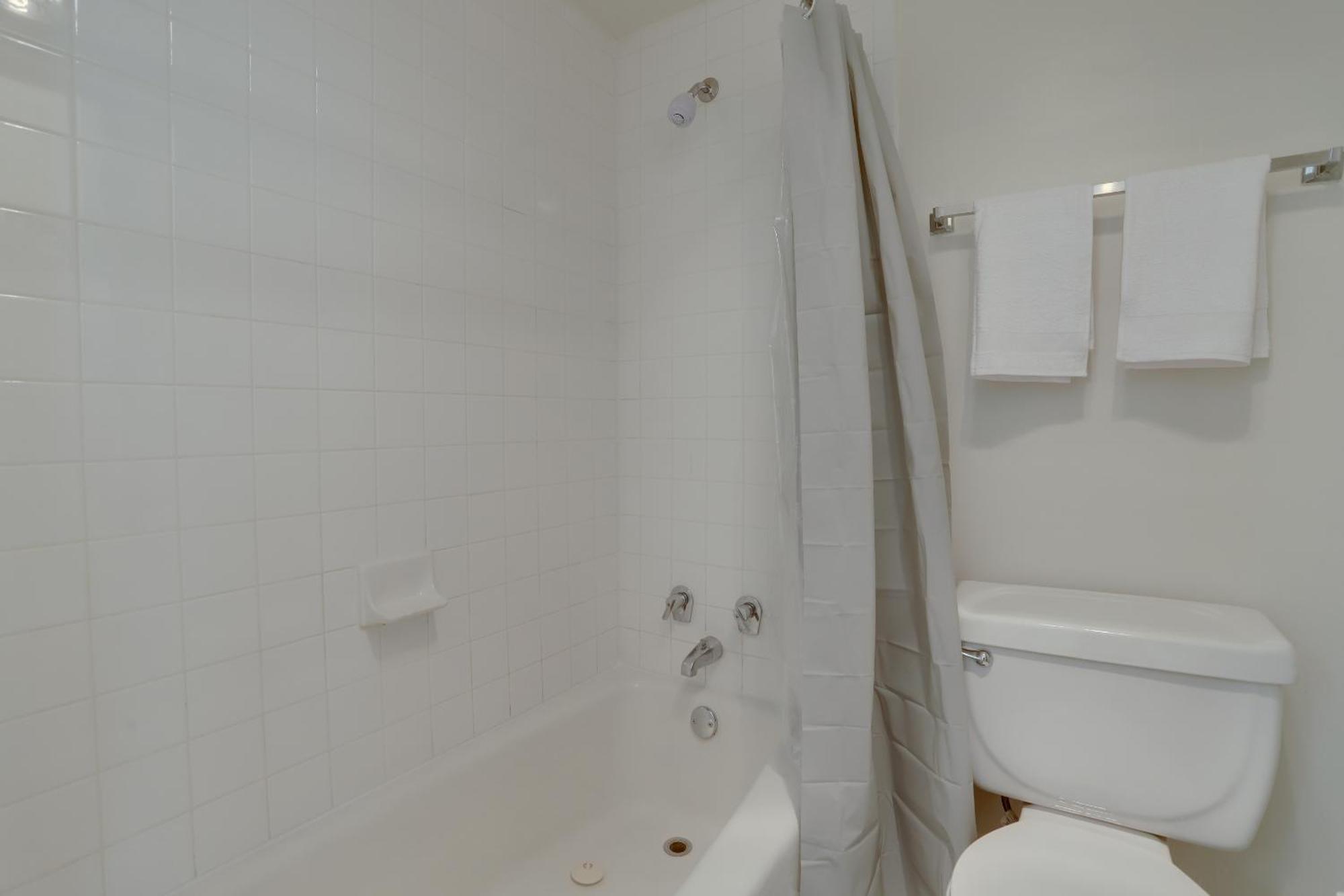 Spacious 2 Bedrooms Apt @Crystal City With Gym Άρλινγκτον Εξωτερικό φωτογραφία