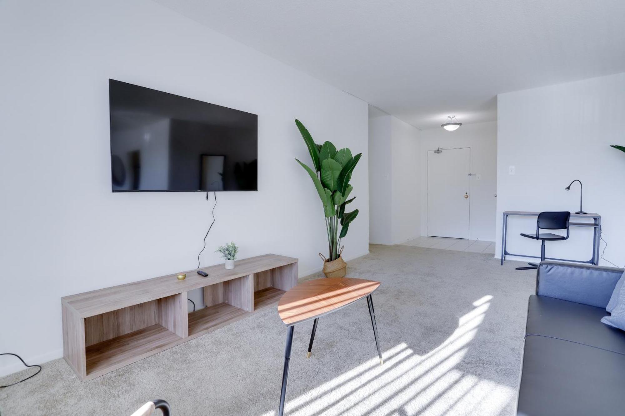 Spacious 2 Bedrooms Apt @Crystal City With Gym Άρλινγκτον Εξωτερικό φωτογραφία