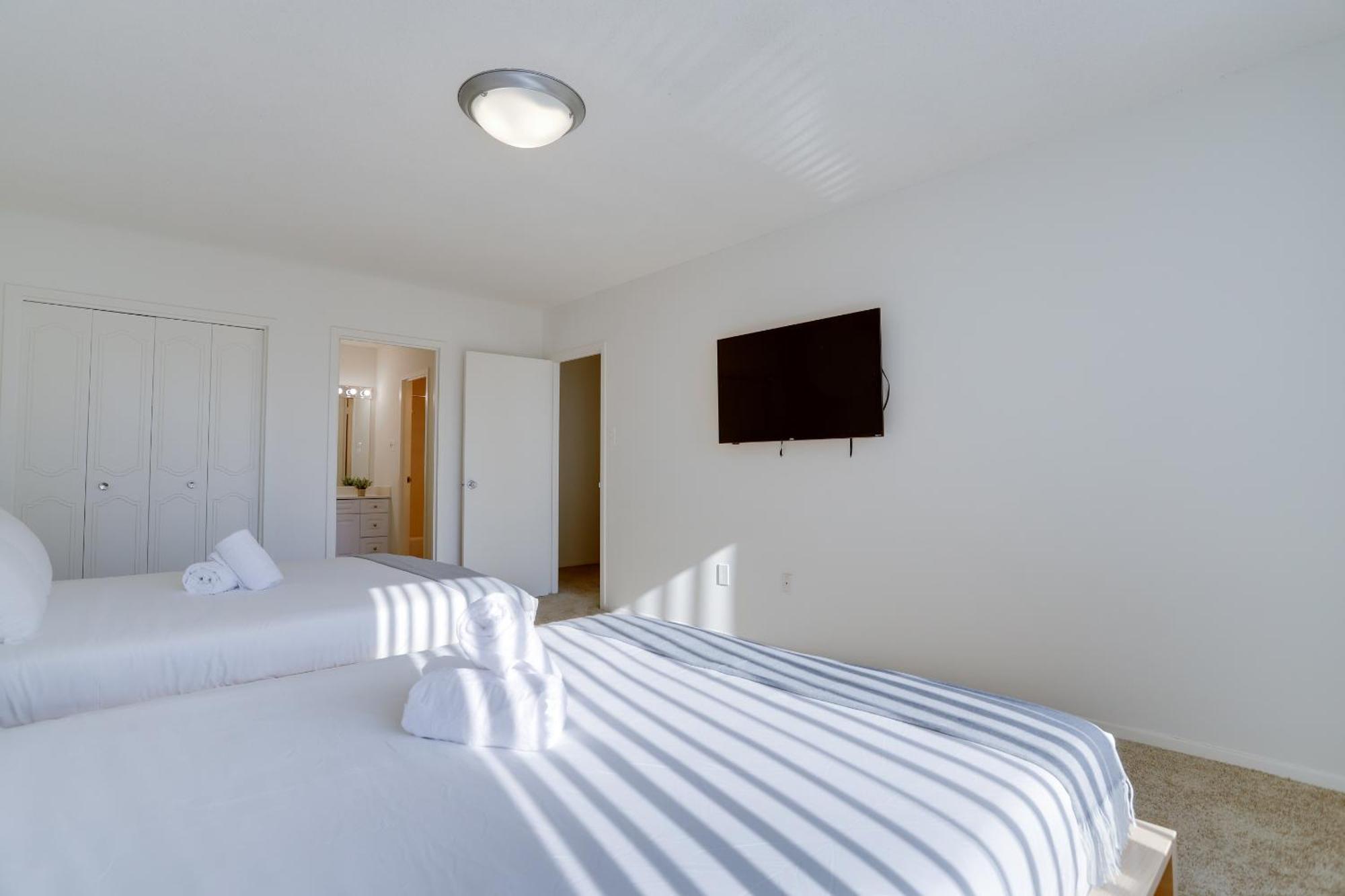 Spacious 2 Bedrooms Apt @Crystal City With Gym Άρλινγκτον Εξωτερικό φωτογραφία