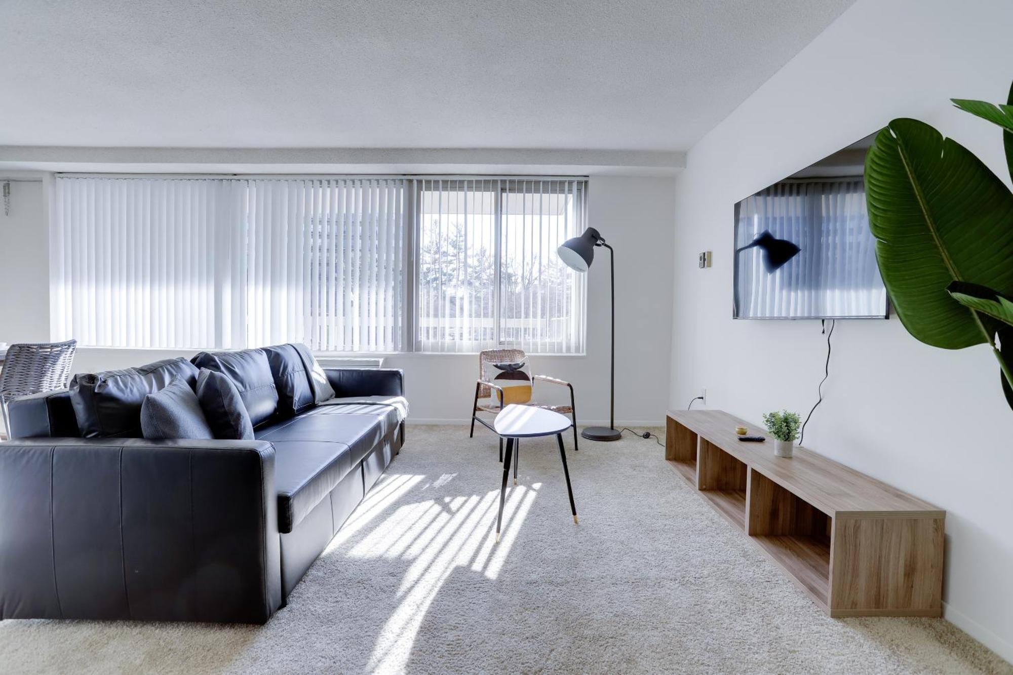 Spacious 2 Bedrooms Apt @Crystal City With Gym Άρλινγκτον Εξωτερικό φωτογραφία