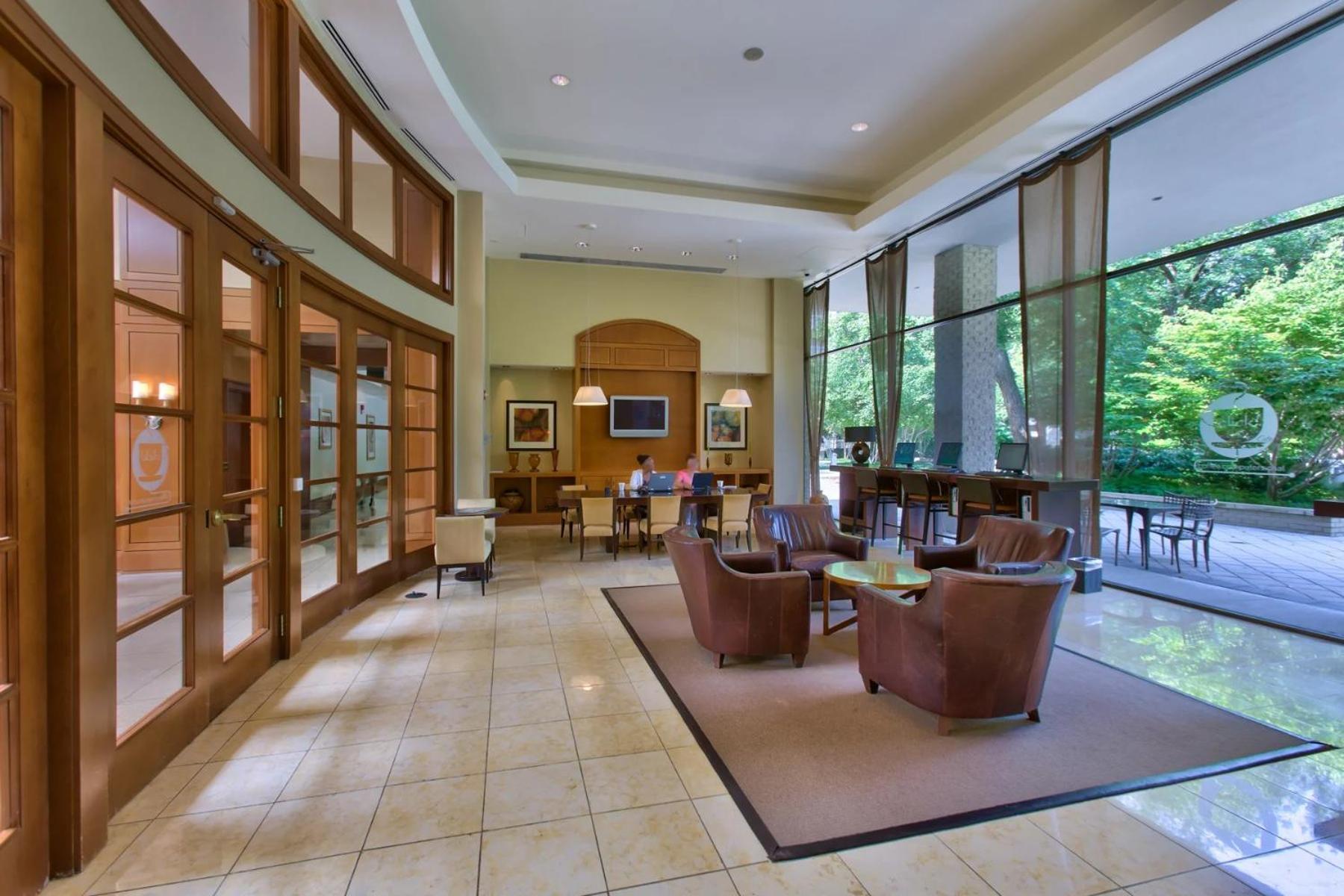 Spacious 2 Bedrooms Apt @Crystal City With Gym Άρλινγκτον Εξωτερικό φωτογραφία
